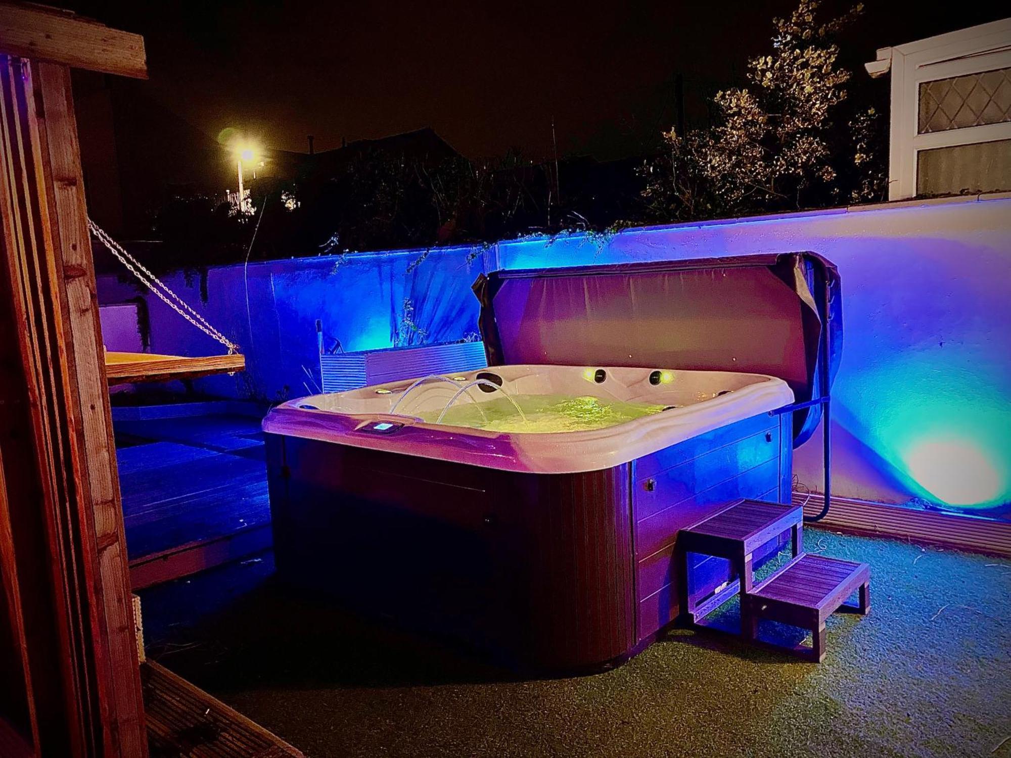 Sleeps10-Parking-Garden-Hottub-Petfriendly Villa Blackpool Exterior foto